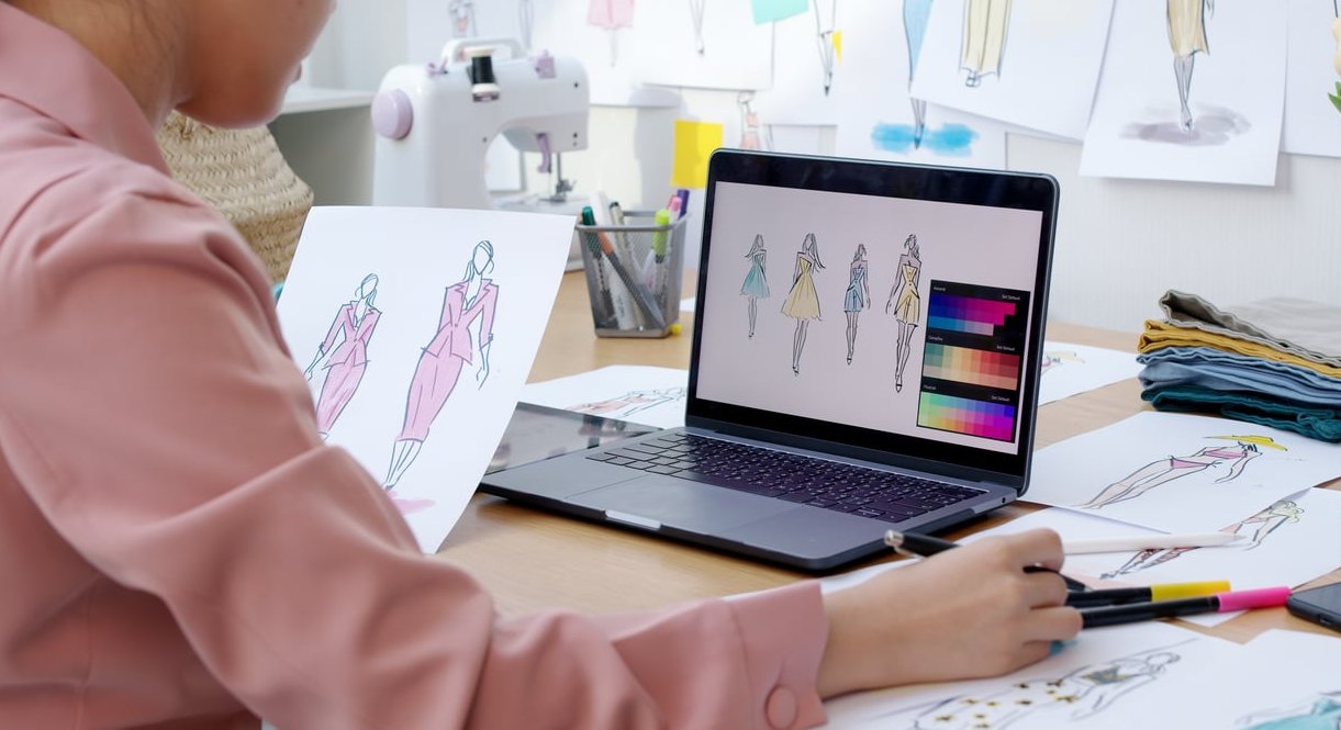 wireframe sketch laptop