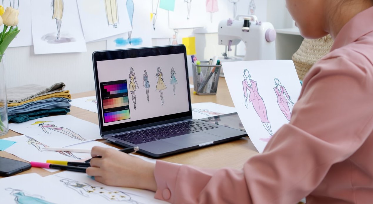 instagram carousel design laptop