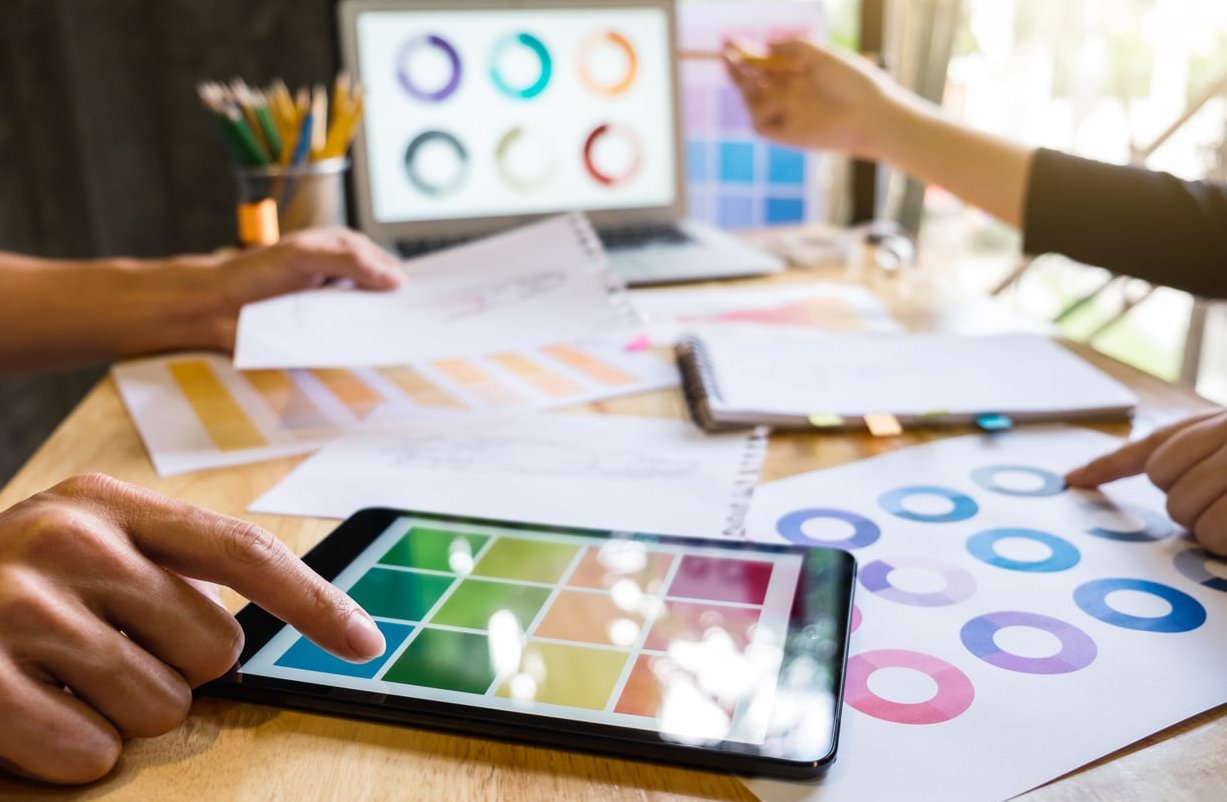 instagram carousel design laptop